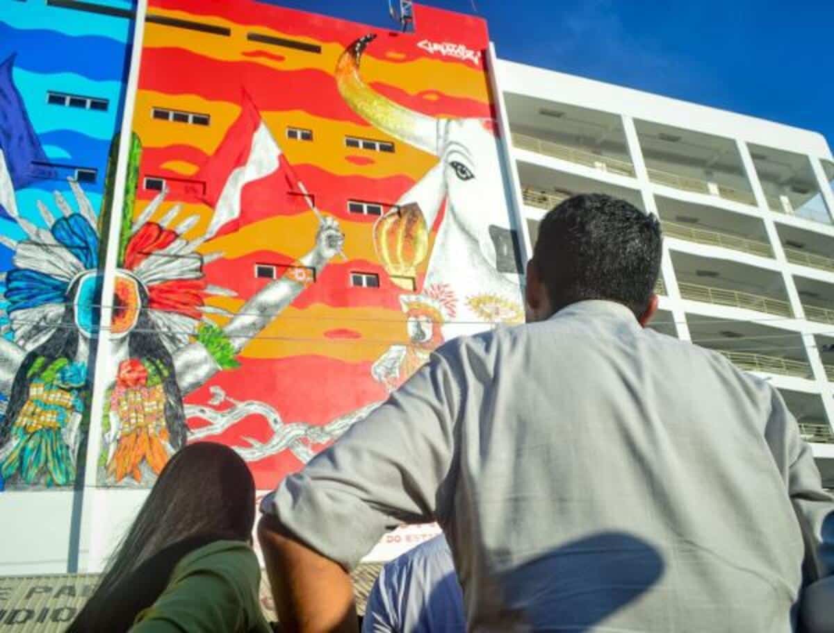 Fachada do Bumbódromo de Parintins recebe enorme obra de arte, Foto: Reprodução/Internet