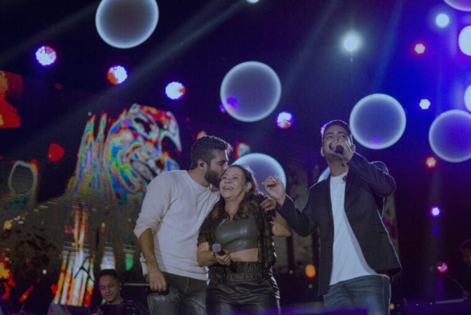 Henrique e Juliano falam sobre gravação com Dona Ruth Moreira