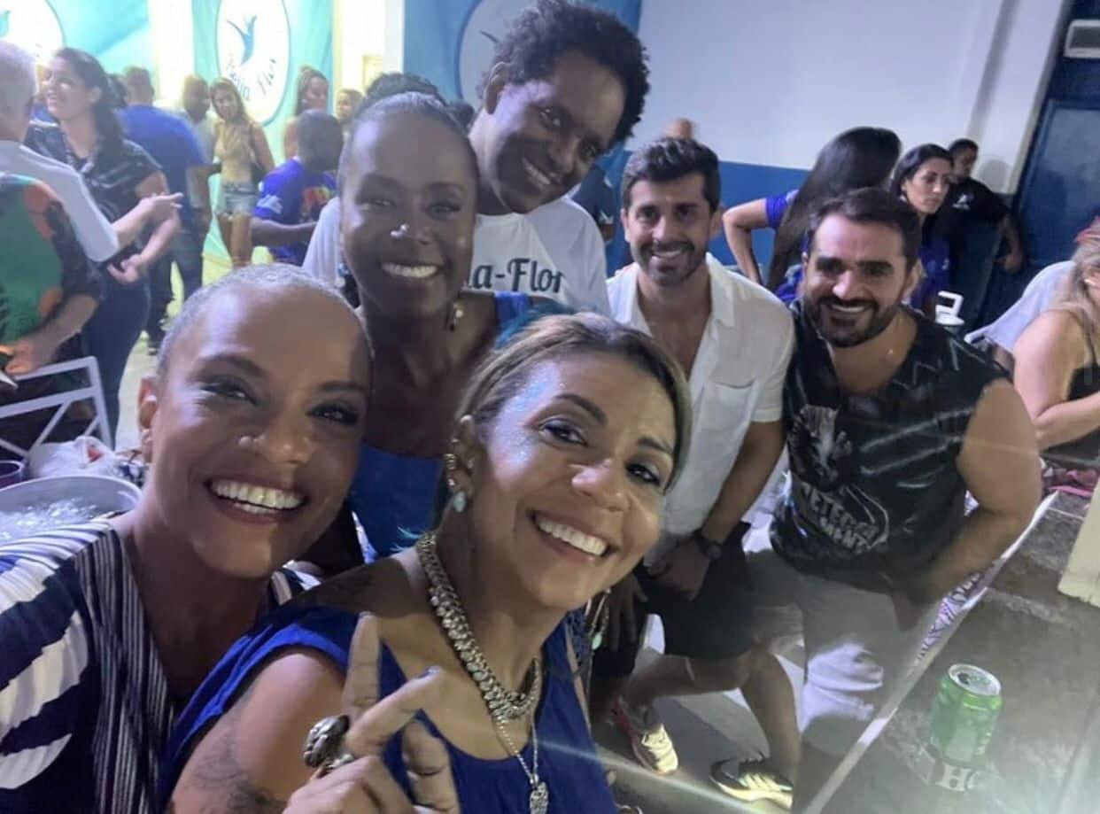 A apresentadora do Fantástico, Maju Coutinho ao lado de seu marido (Foto: Reprodução)