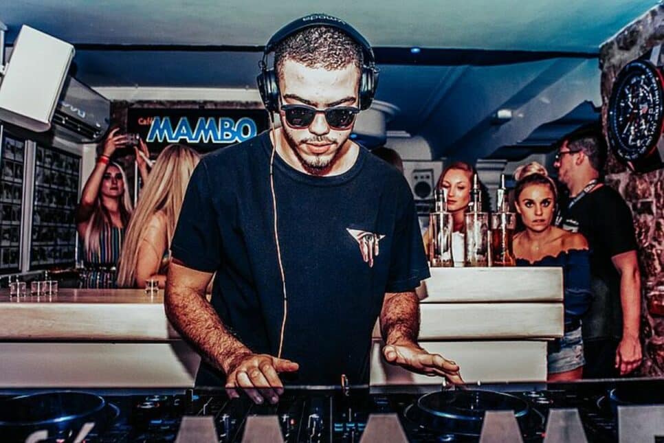 Ronald inicia sua carreira como DJ, Foto: Reprodução/Internet