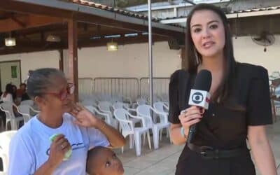 Repórter da Globo se emociona com relato de senhora que passa fome Foto: Reprodução