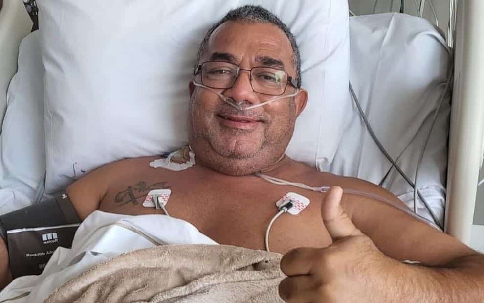 Recuperado do câncer, pai de Anitta faz desabafo: 'A luta continua'