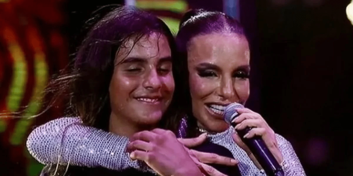 A famosa cantora e apresentadora da Globo, Ivete Sangalo ao lado de seu filho, Marcelo (Foto: Reprodução)