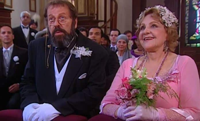 Joaquim (Carlos Vereza) e Josefa (Eva Todor) em cena de casamento em O Cravo e a Rosa (Foto: Reprodução)