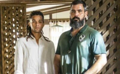 Marcelo (Lucas Leto) e Alcides (Juliano Cazarré) em Pantanal (Foto: Reprodução)