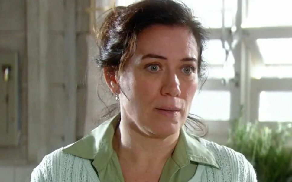 A Favorita: Catarina se livra de marido agressor e tem final feliz