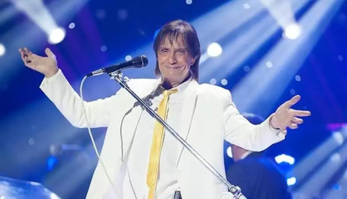 Roberto Carlos tenta apaziguar show após fala polêmica, Foto: Reprodução/Internet