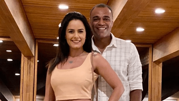 Luciele di Camargo e Denílson são casados há 10 anos (Foto: Reprodução)