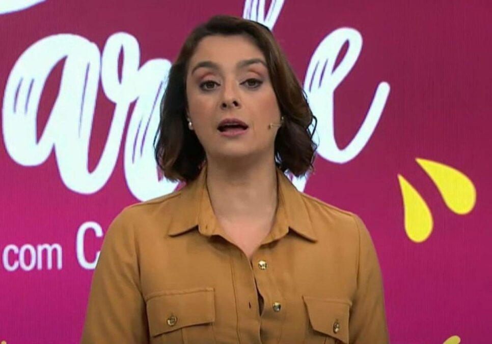 Catia Fonseca em seu programa (Foto: Reprodução)