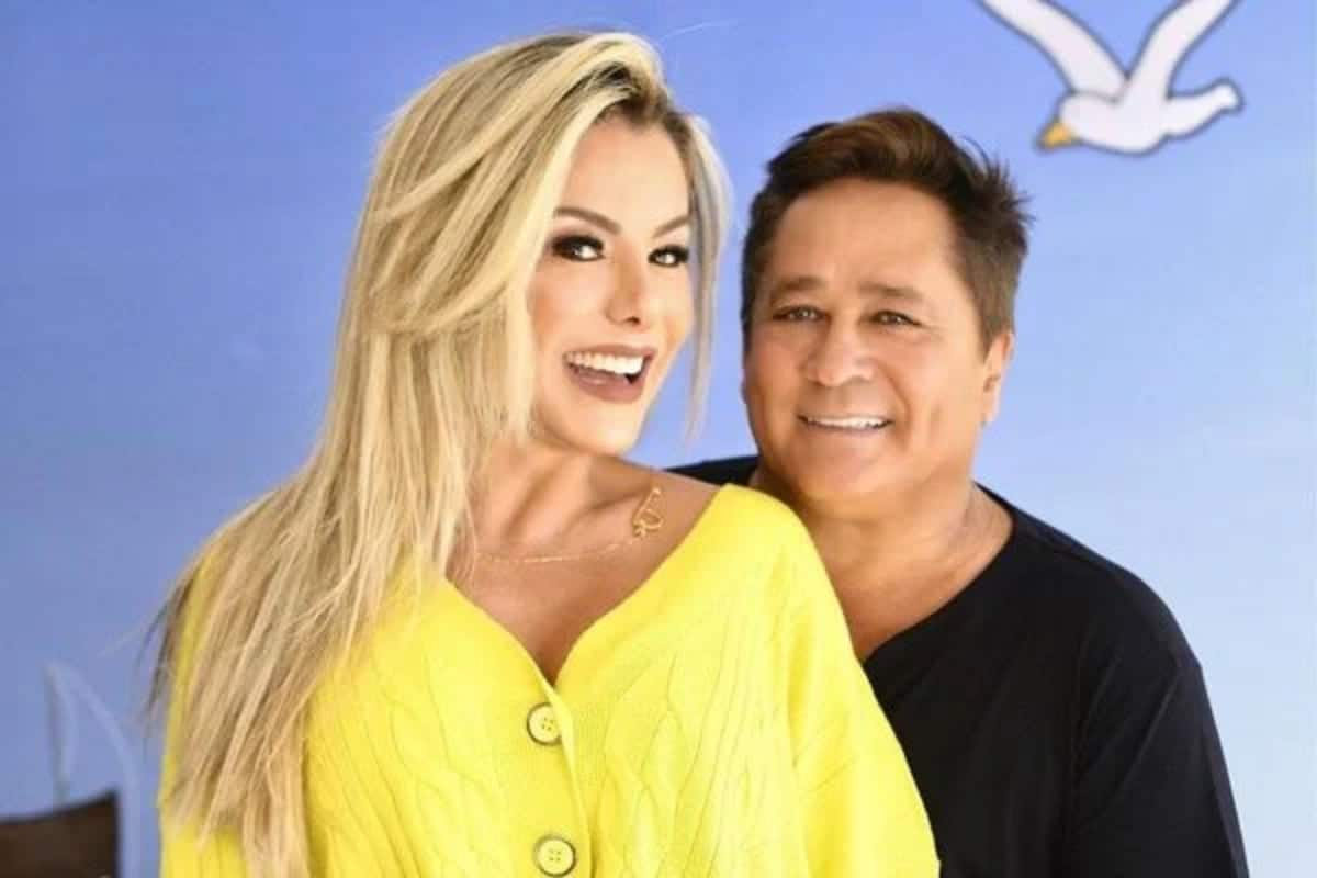 Poliana Rocha zomba de situação após o cantor sertanejo acordar com ressaca (Foto: Reprodução)