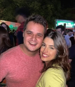 Giovanna De Boer e Felipe Garraffa apresentados ao mundo por Datena no Brasil Urgente (Foto: Reprodução)