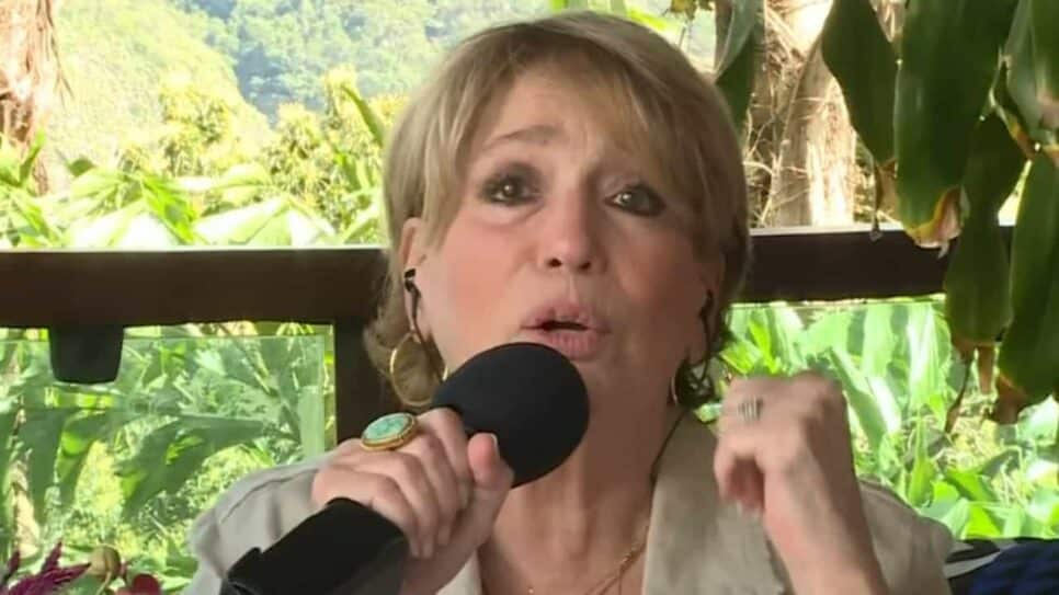 Susana Vieira salva Encontro ao errar nome de atriz e falar sobre vida íntima: “Sem abraçar e beijar” (Reprodução)