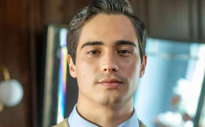 Joaquim (Danilo Mesquita) em Além da Ilusão (Foto: Reprodução)