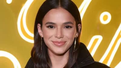 Imagem do post “Com a calcinha fininha”, Bruna Marquezine é uma das mais lindas do Brasil ; Fotos ousadas comprovam