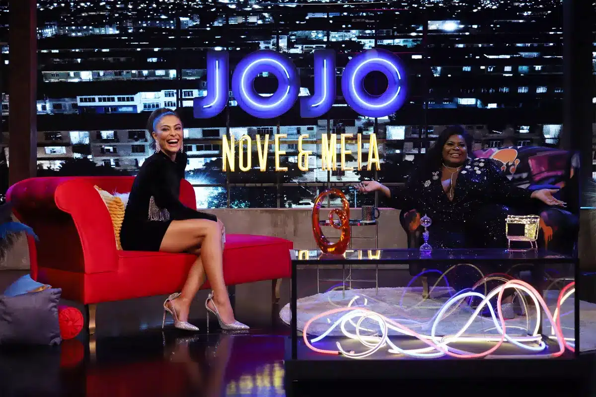 Juliana Paes se divertiu no programa da Jojo (Foto Reprodução)