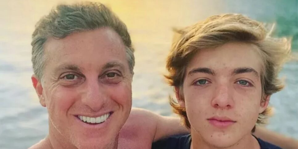 Luciano Huck e o filho Joaquim (Foto: reprodução)