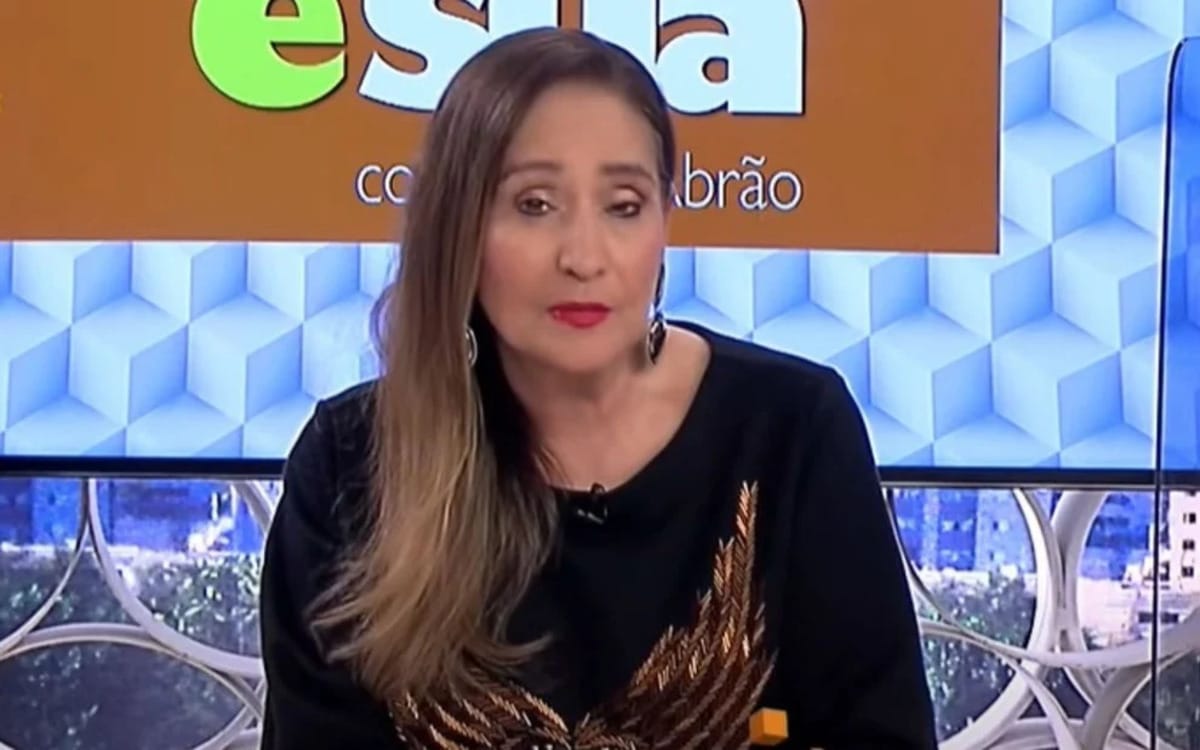 A apresentadora da RedeTV! não se segurou e disse o que pensava (Foto: Reprodução)