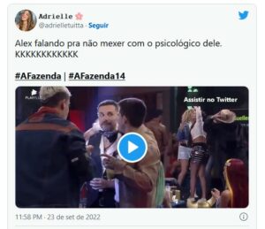 A Fazenda 14: Thomaz Costa surpreende e dá em cima de Tiago e Alex (Foto: Reprodução / Twitter)