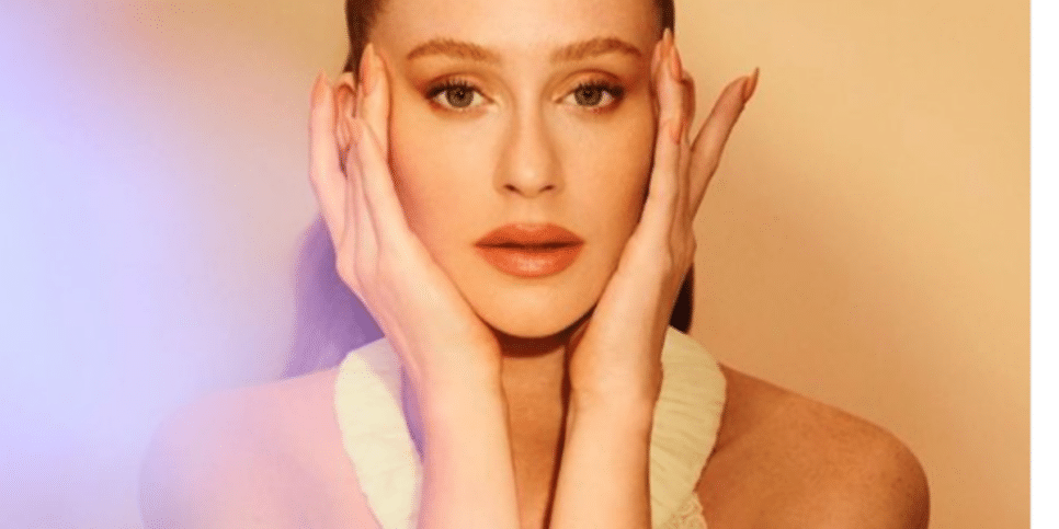 Marina Ruy Barbosa surge em festa trajando look caríssimo (Foto Reprodução)