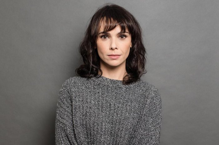 Débora Falabella, extremamente recatada, tem foto curtindo noite romântica e amor dela acaba exposto (Foto: Reprodução)