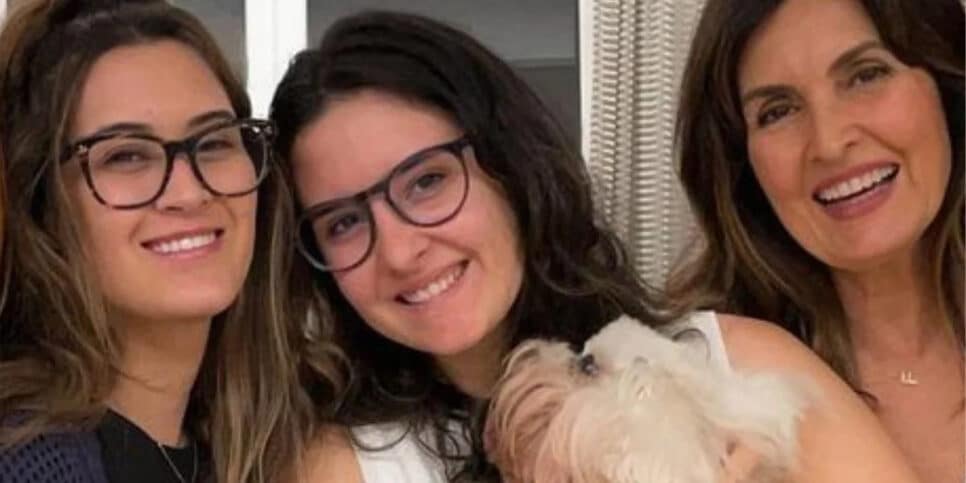 Filha de Fátima Bernardes precisou se despedir da irmã e revelou como é a convivência das duas (Foto Reprodução)