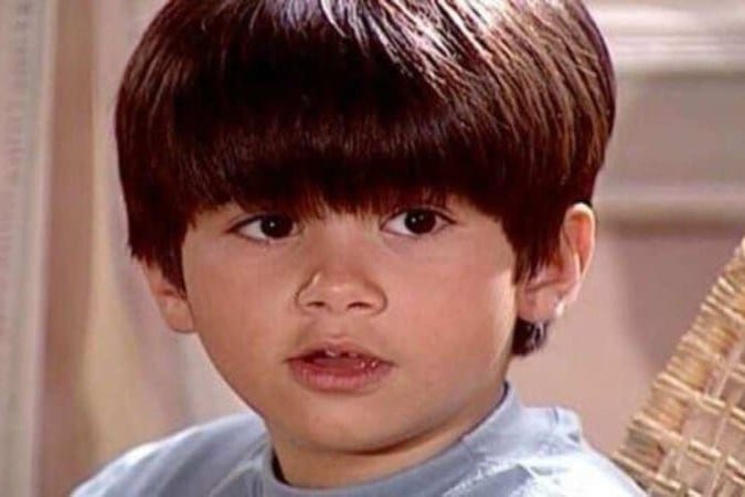 Ator que fez o "Leo" em "O Clone" está completamente diferente do que ele era na época da novela (Foto Reprodução/Internet)