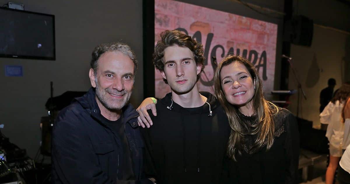 Marco Ricca, Felipe Ricca e Adriana Esteves (Foto Reprodução/Internet)