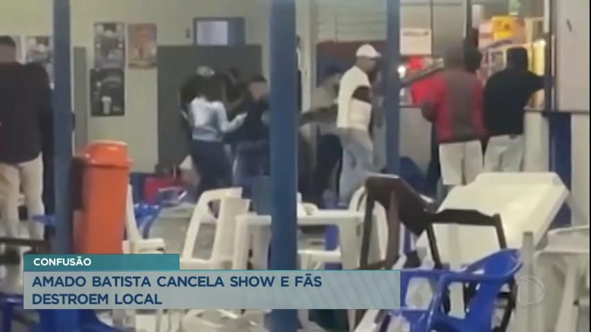 Fãs quebraram o local aonde Amado Batista faria um show (Foto Reprodução/R7)