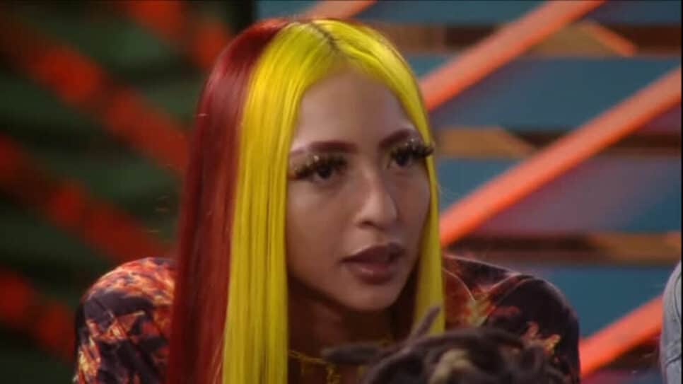 Ruivinha de Marte faz revelação sobre Deolane no reality