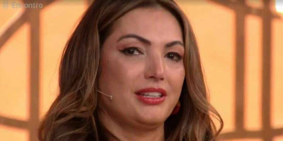 Convidado do Encontro recebe notícia de falecimento da boca de Patrícia Poeta e fica abalado: "Gente" - Reprodução - Reprodução