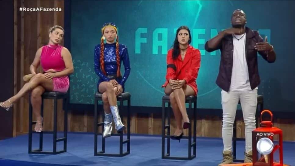 Deolane, Ruivinha, Bia e André estão na roça em A Fazenda 14 (Foto: Reprodução)