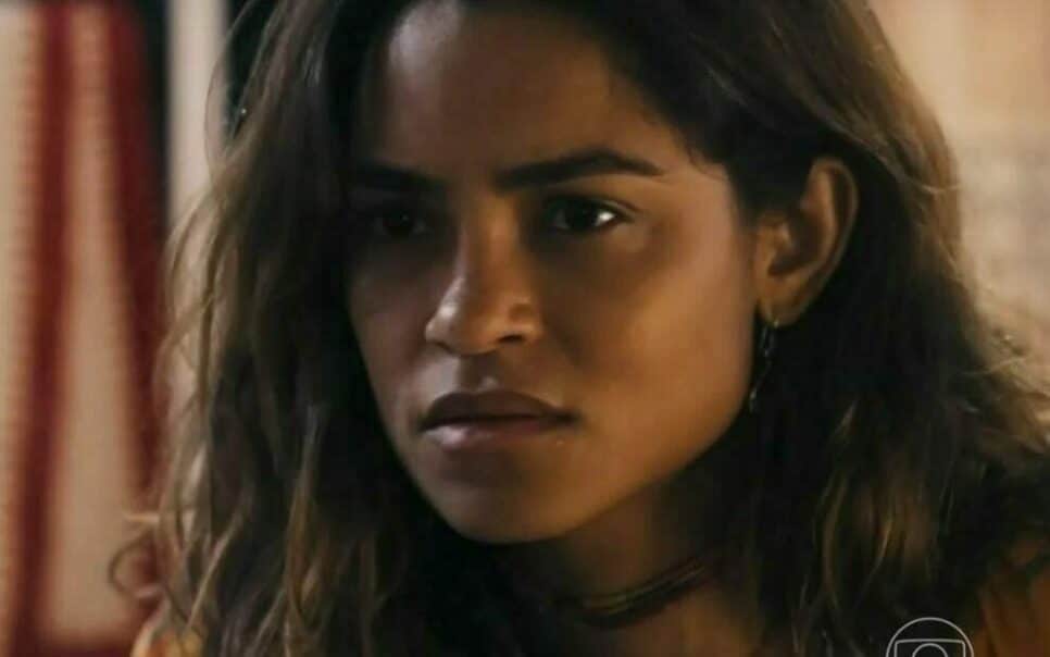 Brisa (Lucy Alves) na novela Travessia da Rede Globo