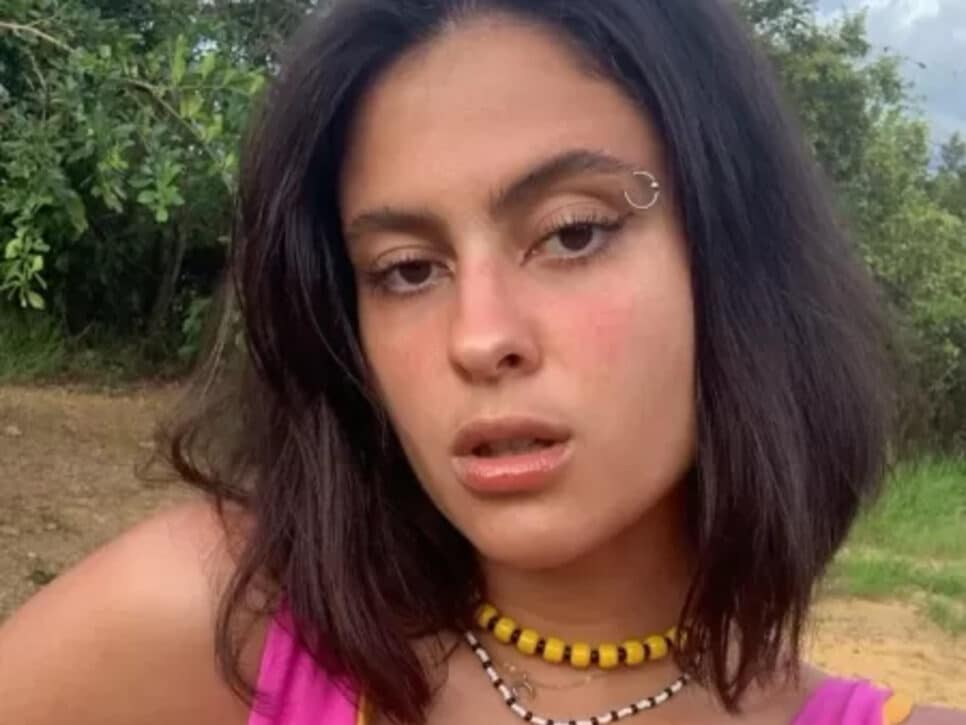 Hana Khalil convida ex-namorado para participar de seu podcast
