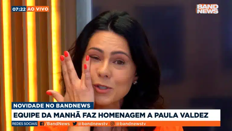 Paula Valdez, da Band, teve despedida ao vivo na emissora e não segurou as lagrimas - Foto Reprodução