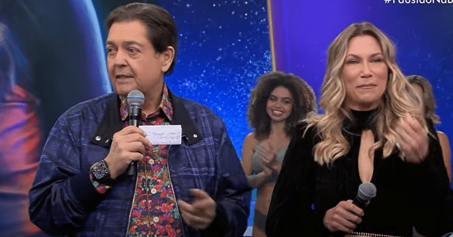 Faustão e Anne Lotterman (Foto Reprodução/Youtube)