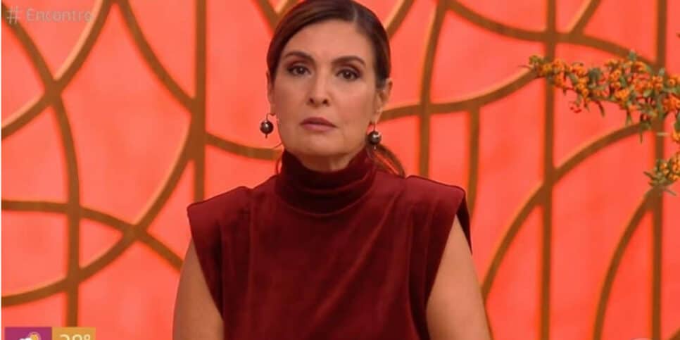 Fátima Bernardes divulgou vídeo pedindo perdão (Foto: Reprodução)