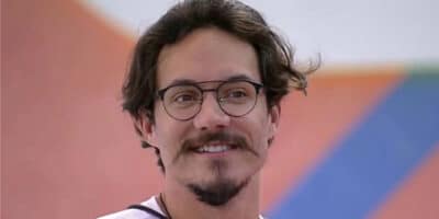 O Ex BBB Eliezer chocou os fãs ao postar resultados dos procedimentos estéticos e vira meme (imagem Reprodução Internet)