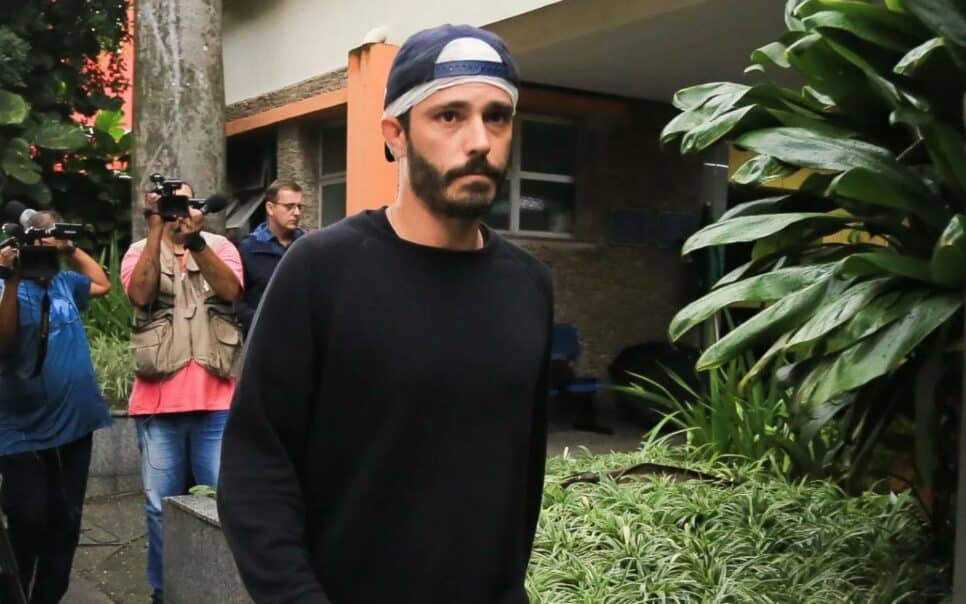 Provas mostram que o ator Thiago Rodrigues não sofreu assalto (Foto: Fabricio Pioyani/Agnews)