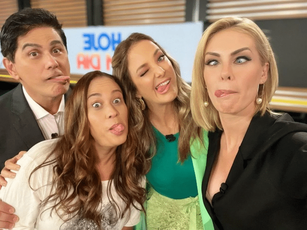 Ana Hickmann, César Filho, Renata Alves e Ticiane Pinheiro comandam o Hoje Em Dia (Foto: Reprodução)