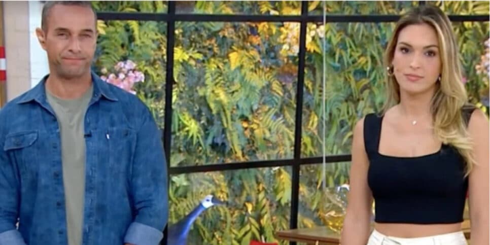 Fabrício Battaglini faz pergunta íntima para Talitha Morete no Mais Você (Imagem Reprodução Internet)