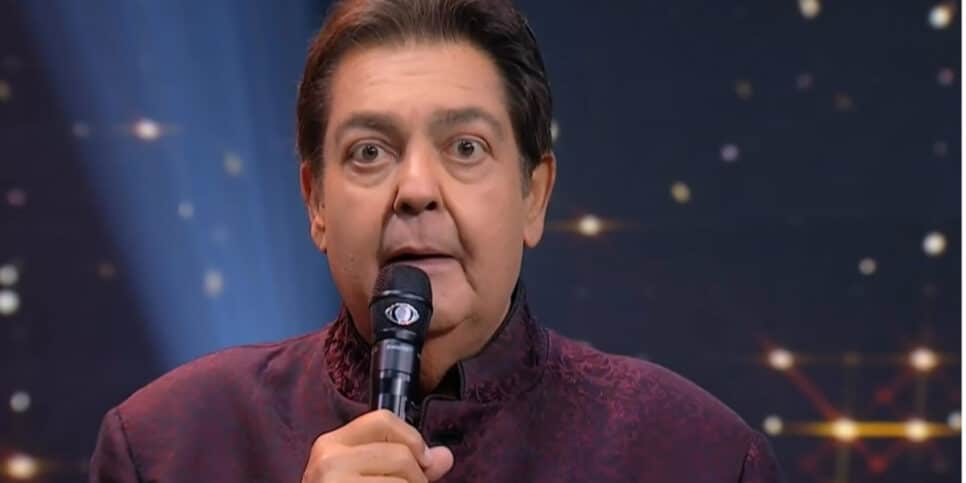 Faustão precisa desconvidar famosa na Band (Imagem Reprodução Internet)