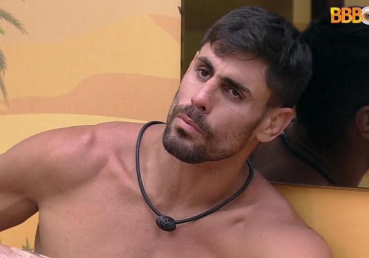 Cara de Sapato e Fred Nicácio viram assunto nas redes sociais após confusão no reality da Globo (Foto: Reprodução)