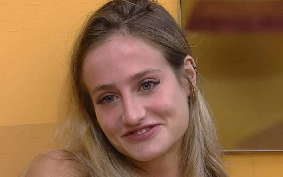 BBB 23: Bruna Griphao fica constrangida ao cogitar viver romance no reality: 'Gosto como amigo'