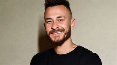 BBB 23: Fred Desimpedidos confessa já ter beijado outros homens