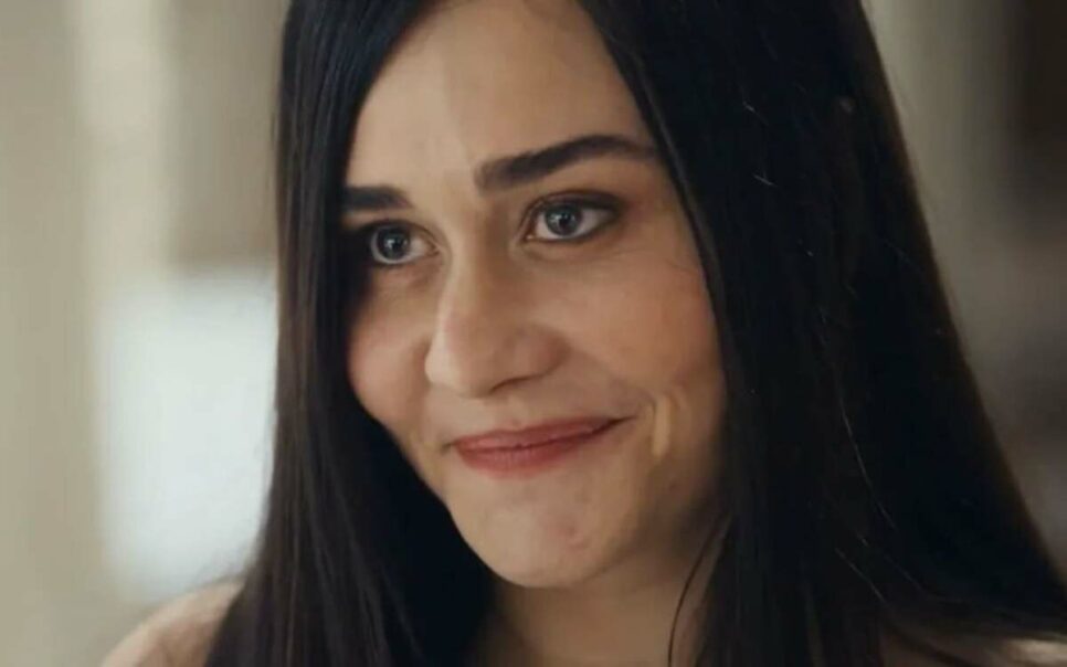 Guida (Alessandra Negrini) na novela Travessia da Rede Globo