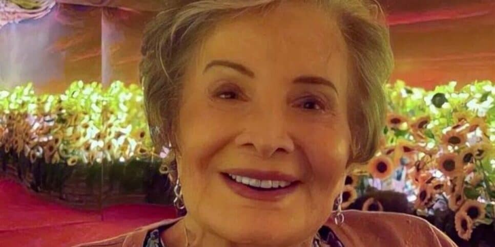 Após perder Tarcísio Meira, Glória Menezes surgiu irreconhecível em rara aparição e hoje vive assim (Foto Reprodução/Internet)