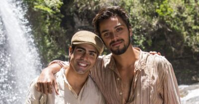 Juliano Laham e Rodrigo Simas em 'Orgulho e Paixão' (Foto: Divulgação/ Globo)