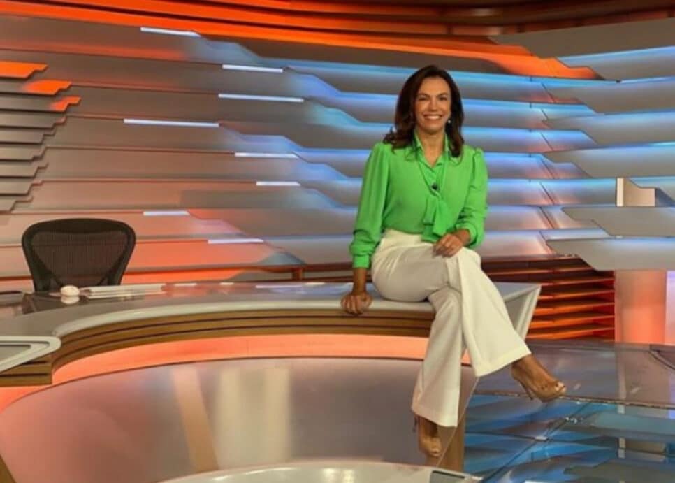É difícil de acreditar o salário que Ana Paula Araújo ganha para comandar o 'Bom Dia Brasil' sozinha na Globo (Foto: Reprodução / Globo)