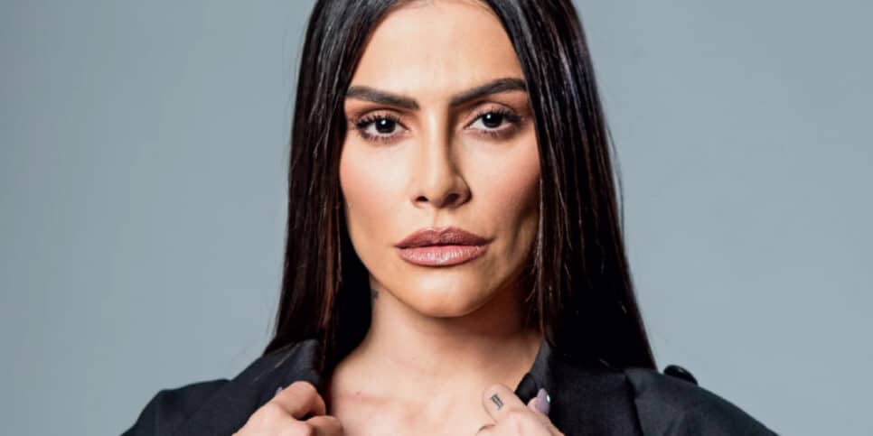 Cleo Pires se choca com boatos de gravidez criado por internautas