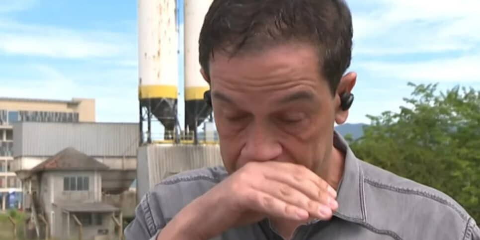 Walace Lara chora ao vivo ao cobrir tragédia no litoral de São Paulo (Imagem Reprodução Internet)